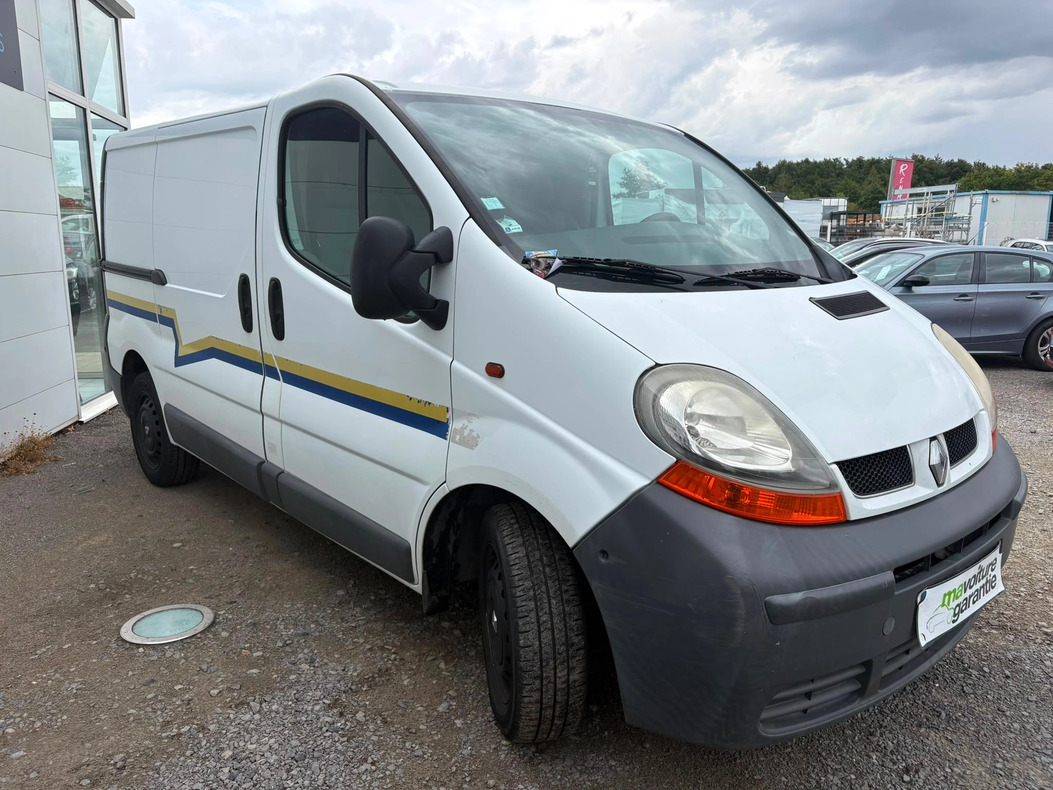 Renault Trafic Vu FOURGON 1.9 DCI 80 29 LONG — photo 3