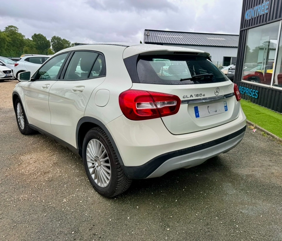 Mercedes Classe Gla 1.5 180 CDI 110 FASCINATION 7G-DCT BVA — photo 3