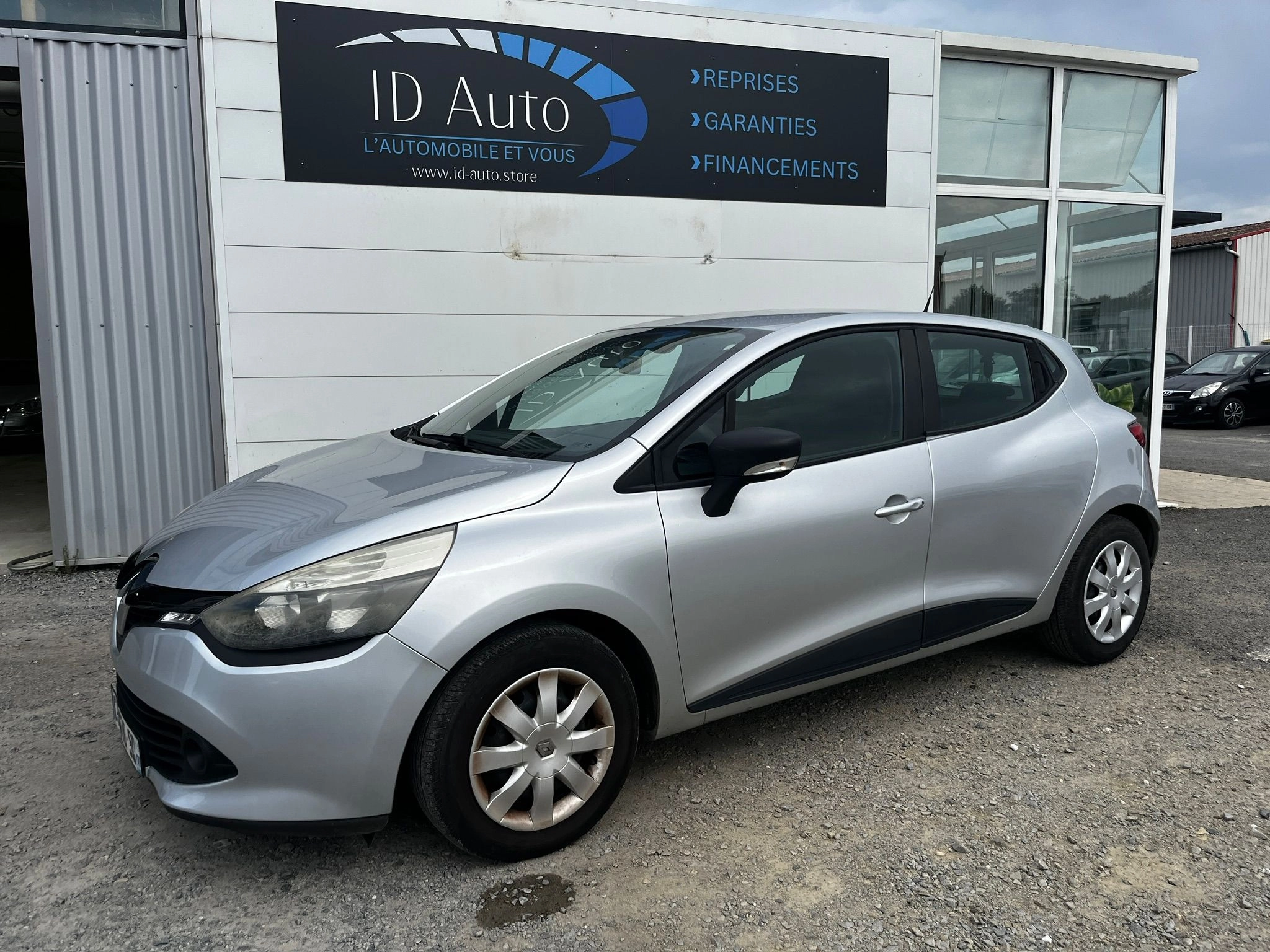 Renault Clio 1.5 DCI 75 BUSINESS GARANTIE 12 MOIS 1.5 DCI 70 BUSINESS