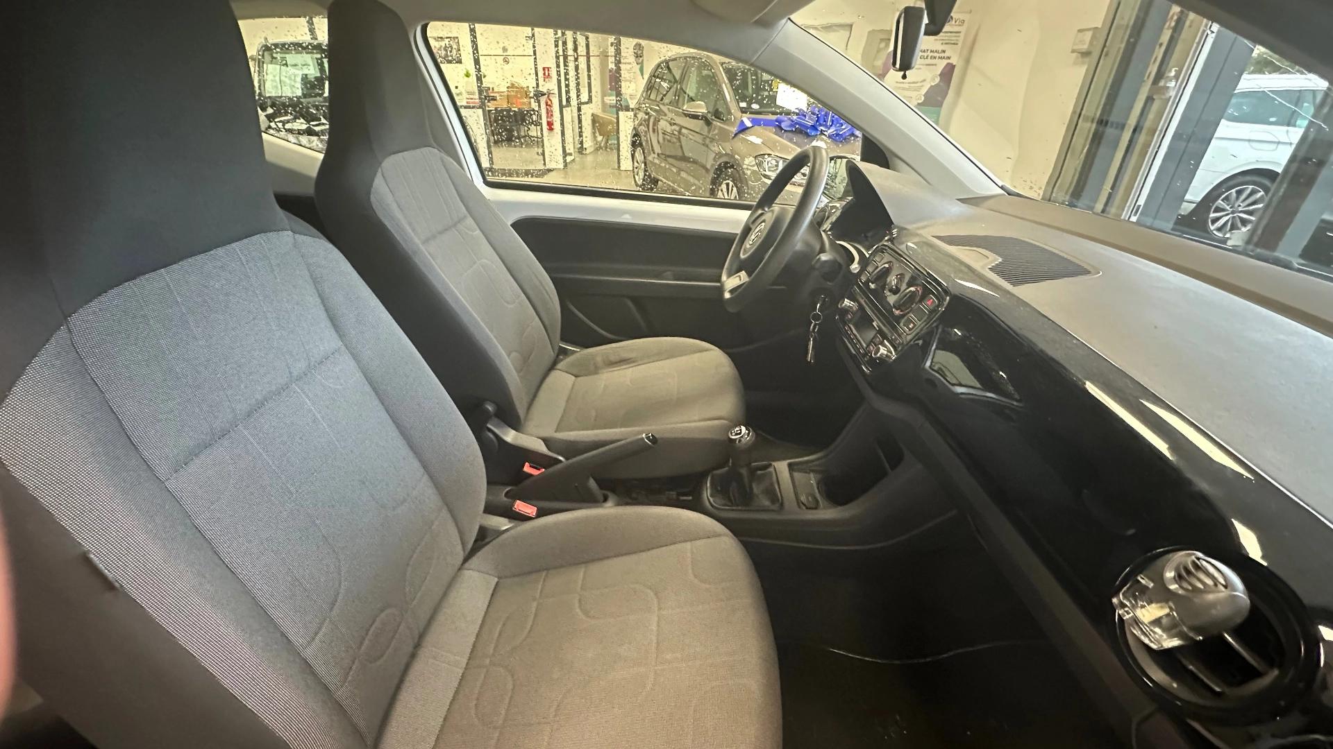 Volkswagen Up