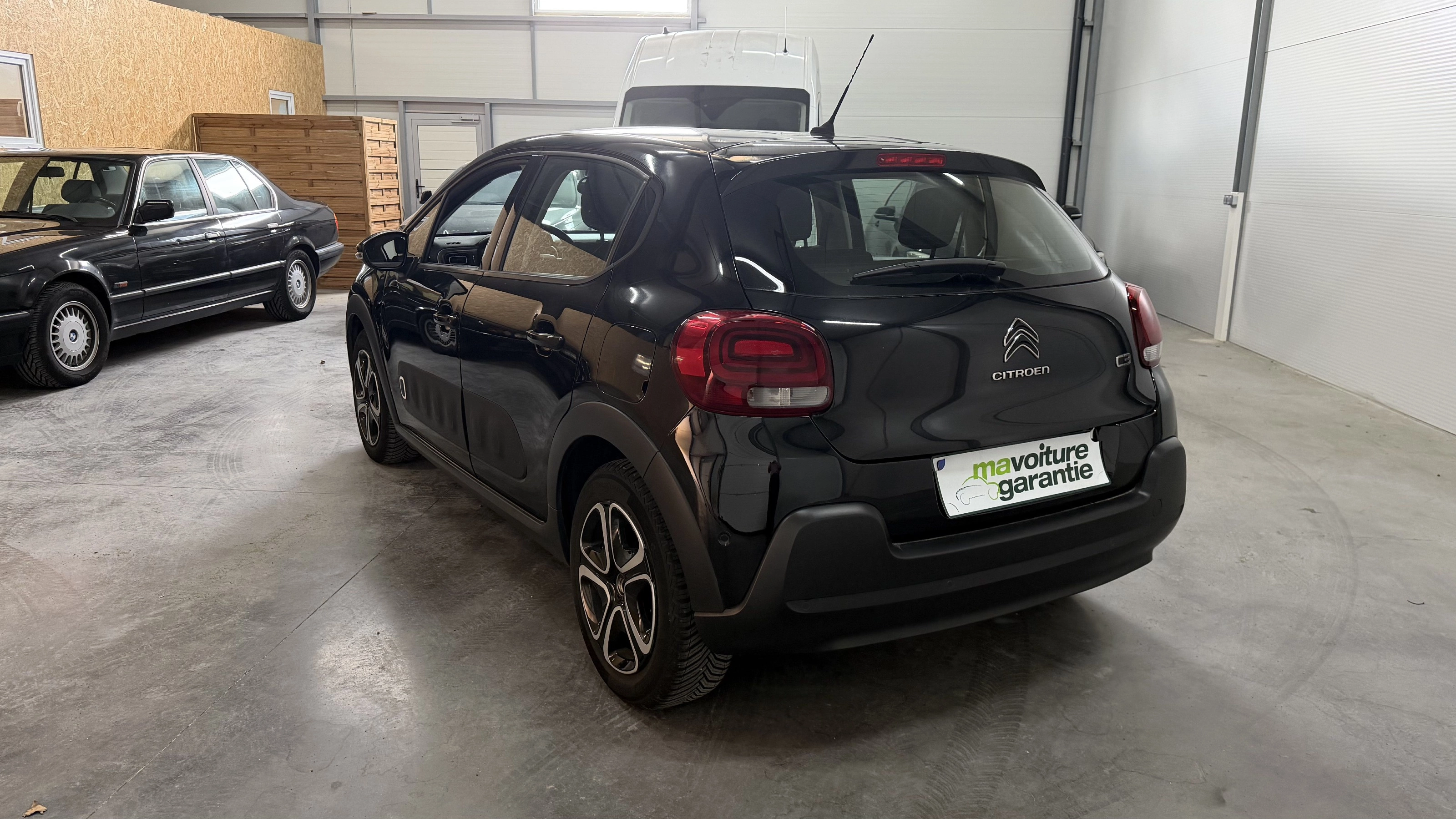 Citroen C3 / Garantie 12 mois GENERATION-III 1.2 PURETECH 110 SHINE START-STOP — photo 3