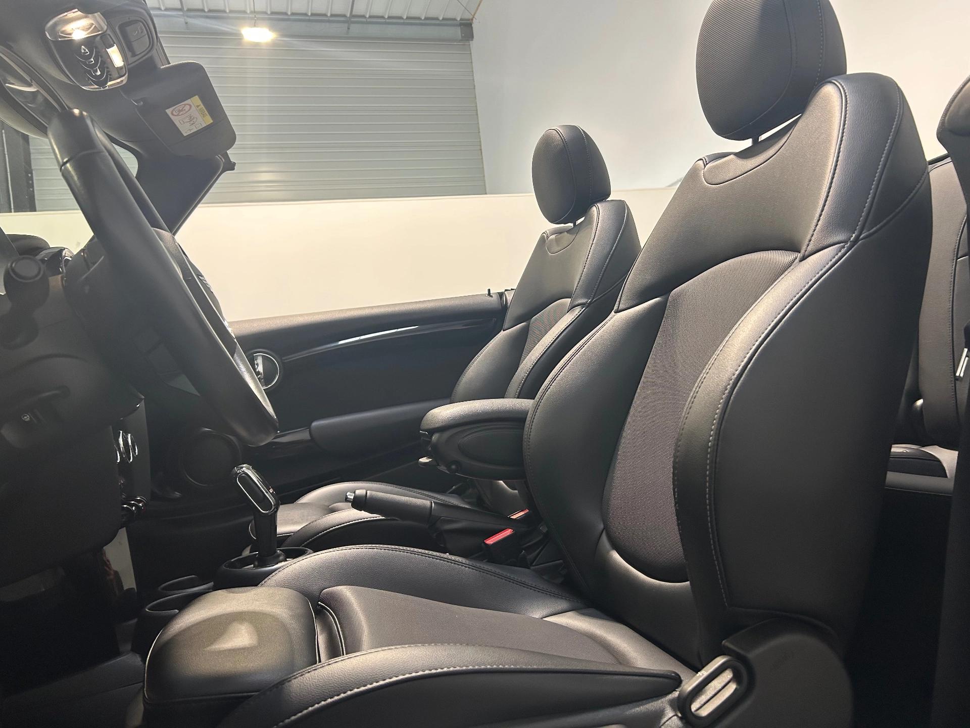 Mini Cabrio