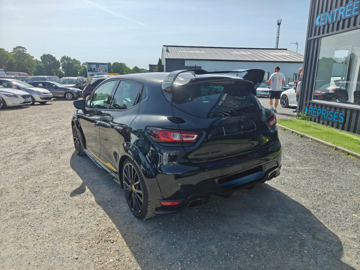 Renault Clio 1.6 TCE 220 RS TROPHY NAV EDC BVA — photo 3