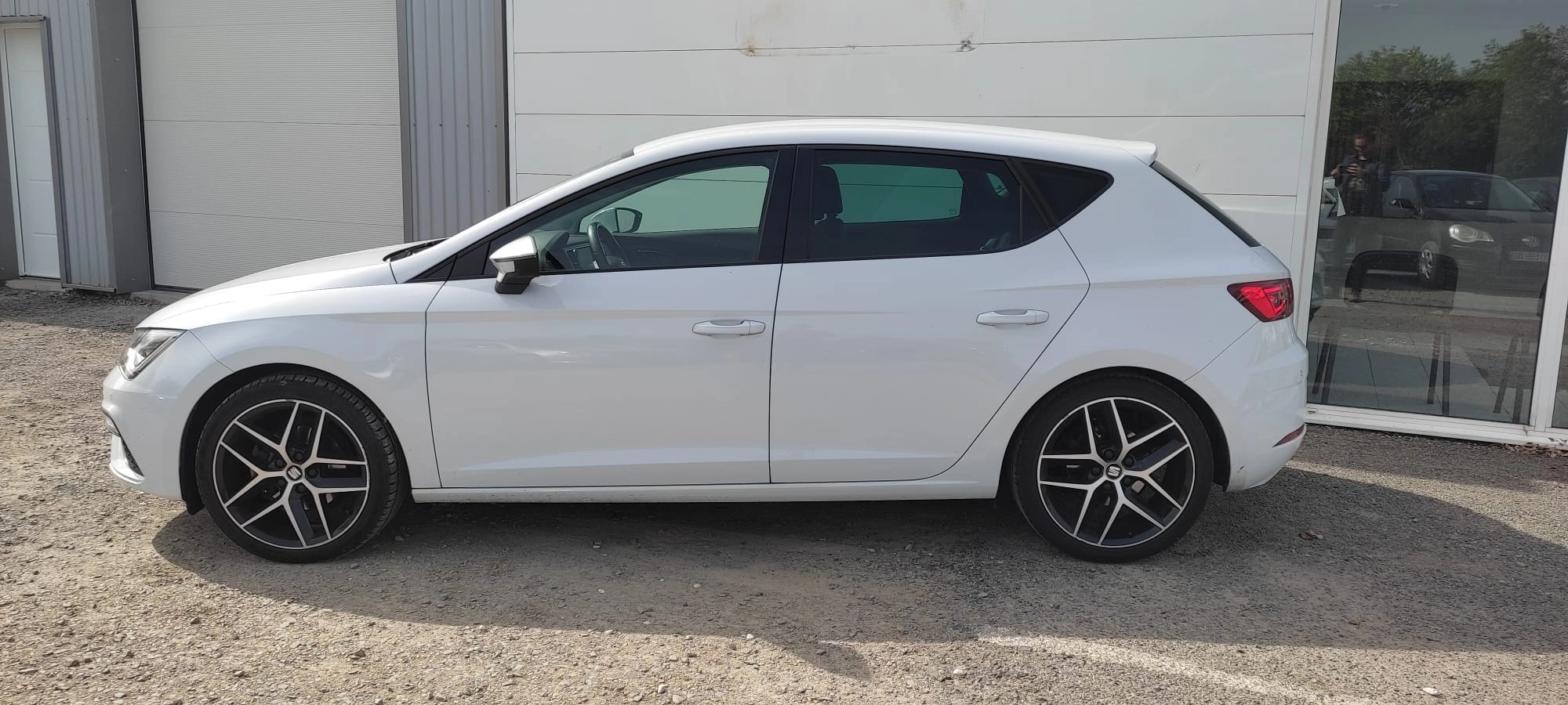 Seat Leon ST 2.0 TDI 150 FR START-STOP GARANTIE 12 MOIS — photo 2