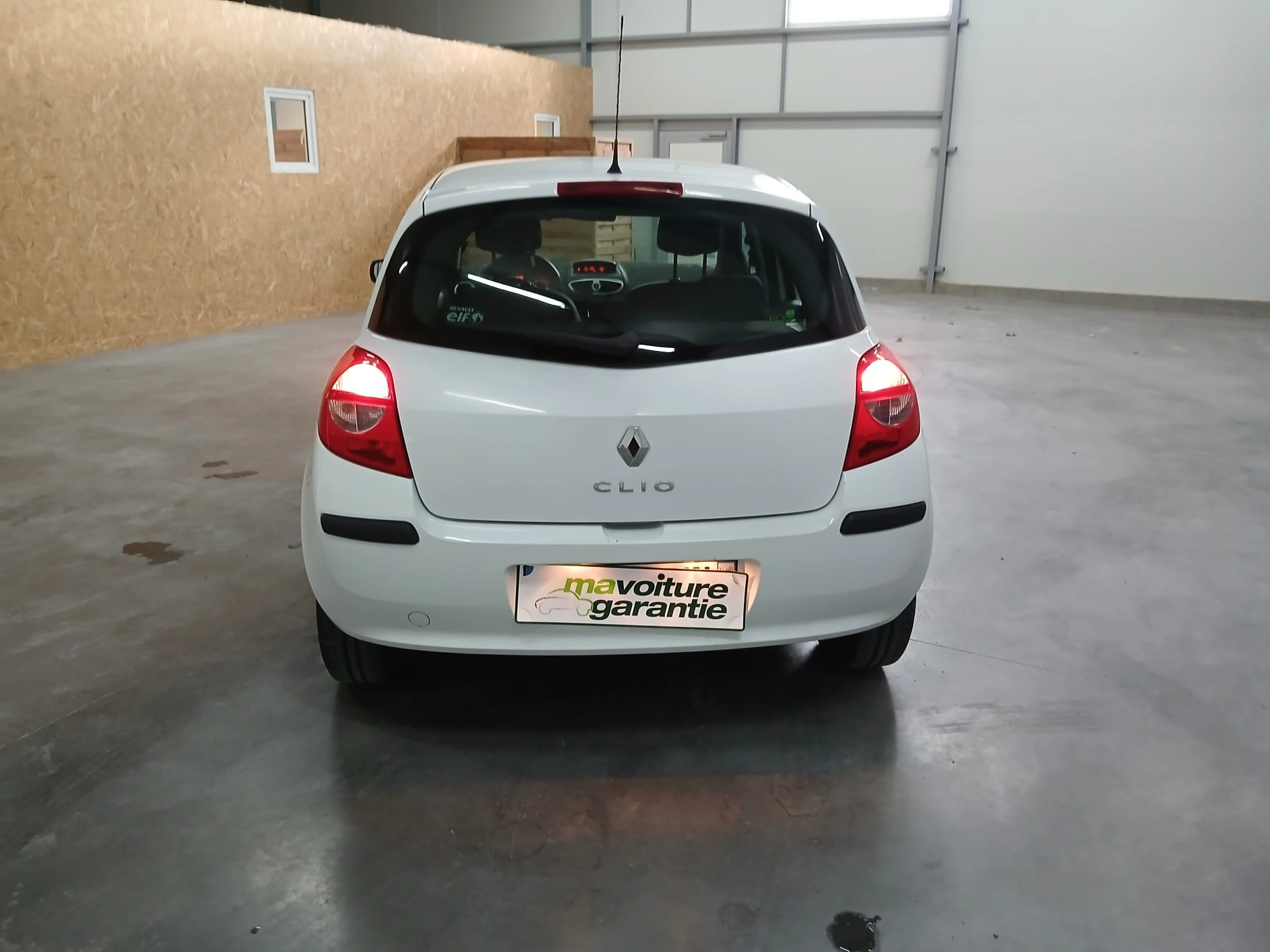 Renault Clio 1.5 DCI 85 EXPRESSION - Garantie 12 mois — photo 4