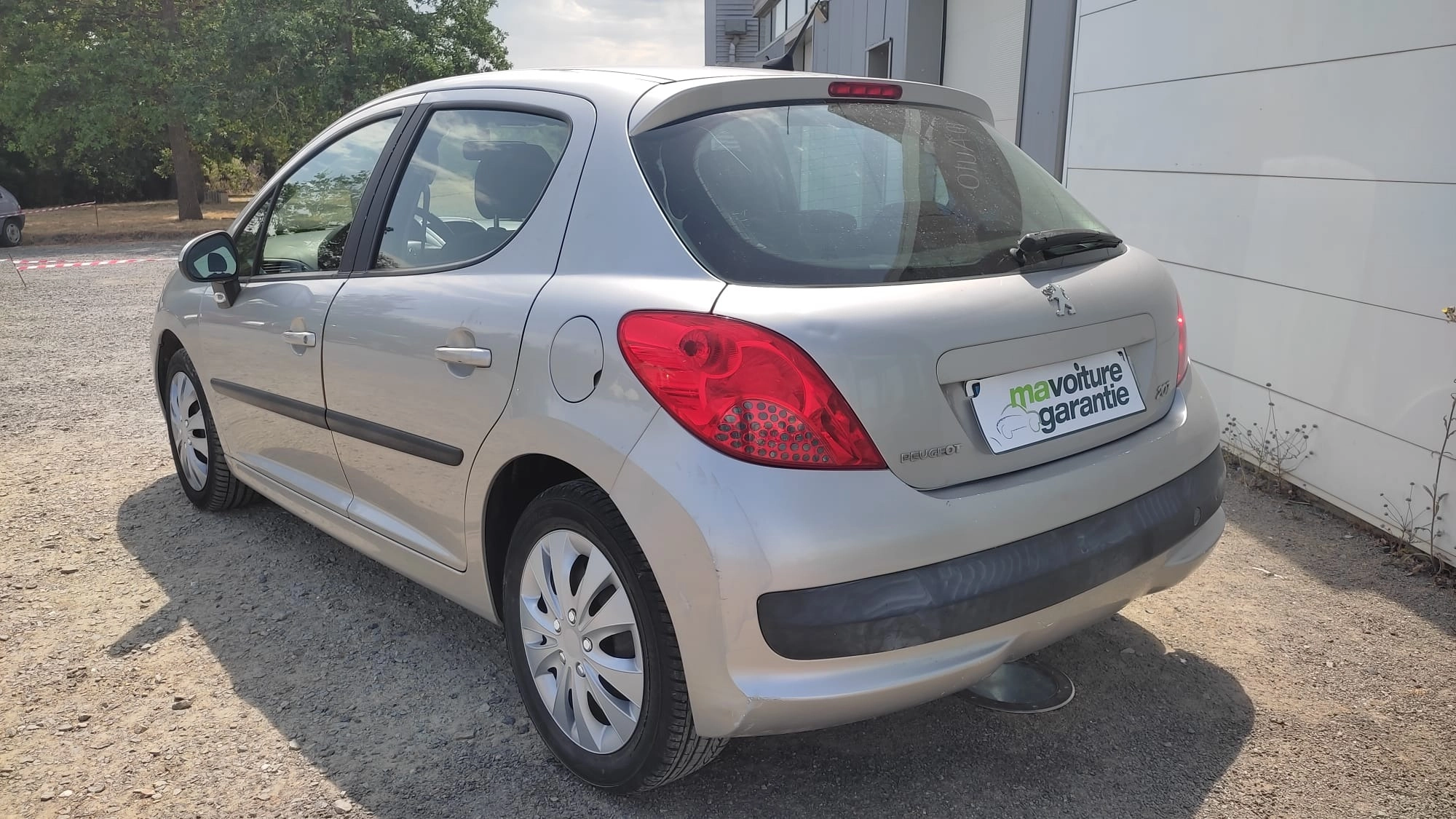 Peugeot 207 1.6 HDI 90 — photo 3