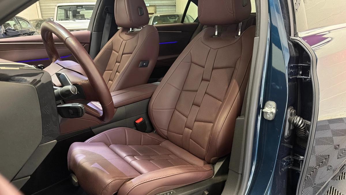 Ds Automobiles DS9