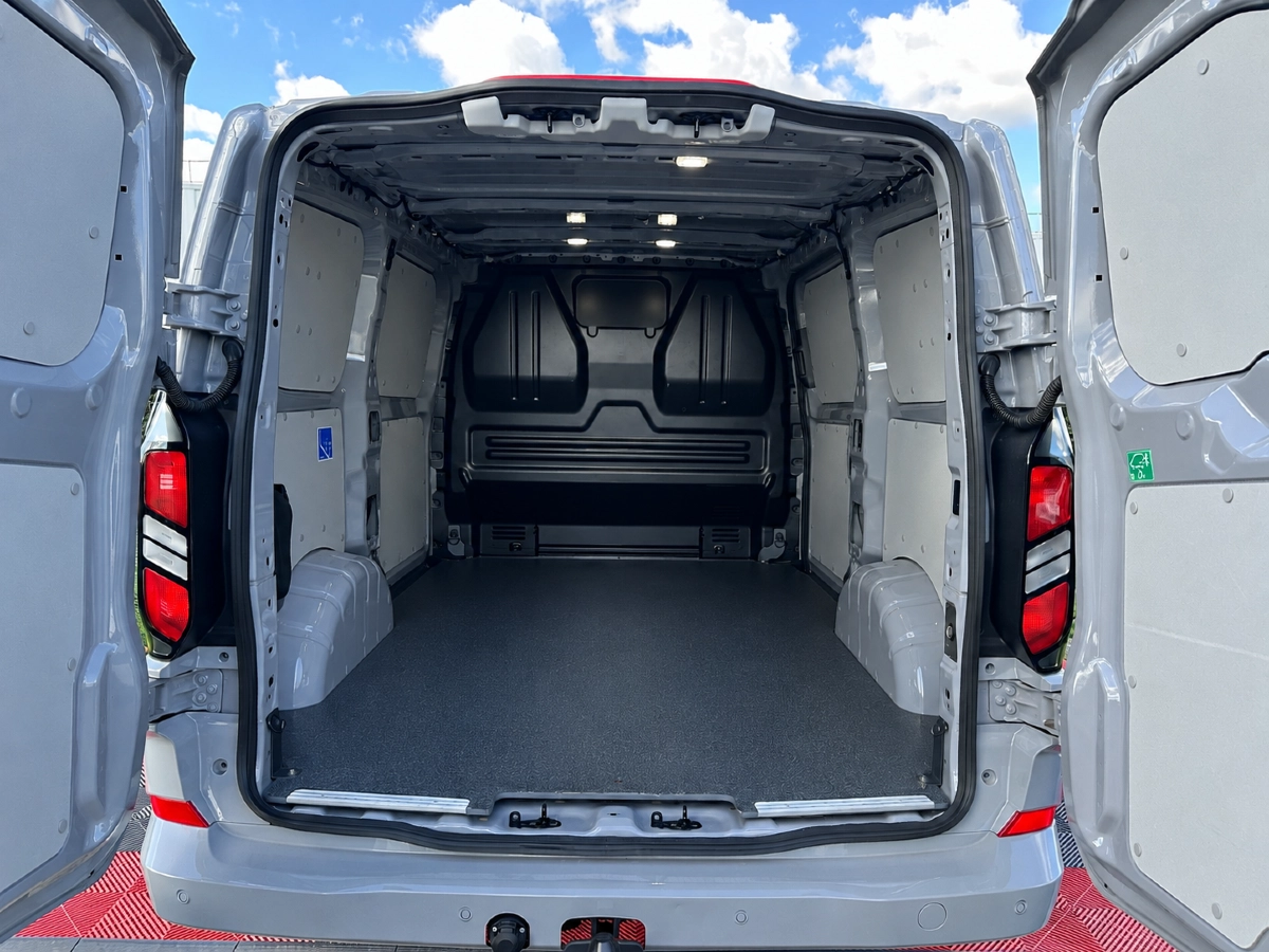 Ford Transit Custom Vu - photo 18