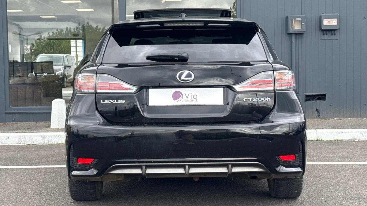 Lexus CT200H
