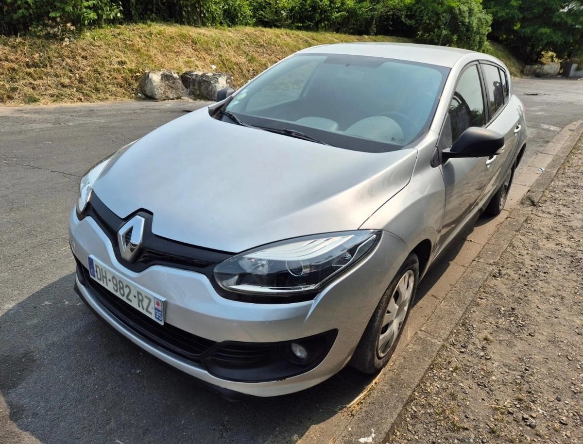 RENAULT Megane