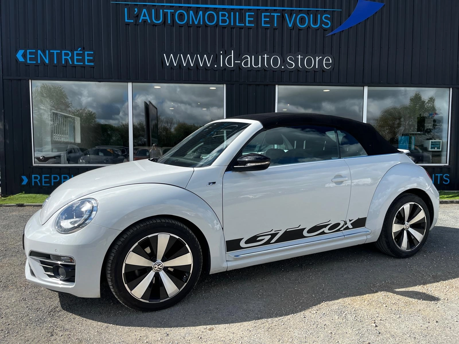 Voiture d'occasion Volkswagen Coccinelle en Vendée chez IDE AUTO
