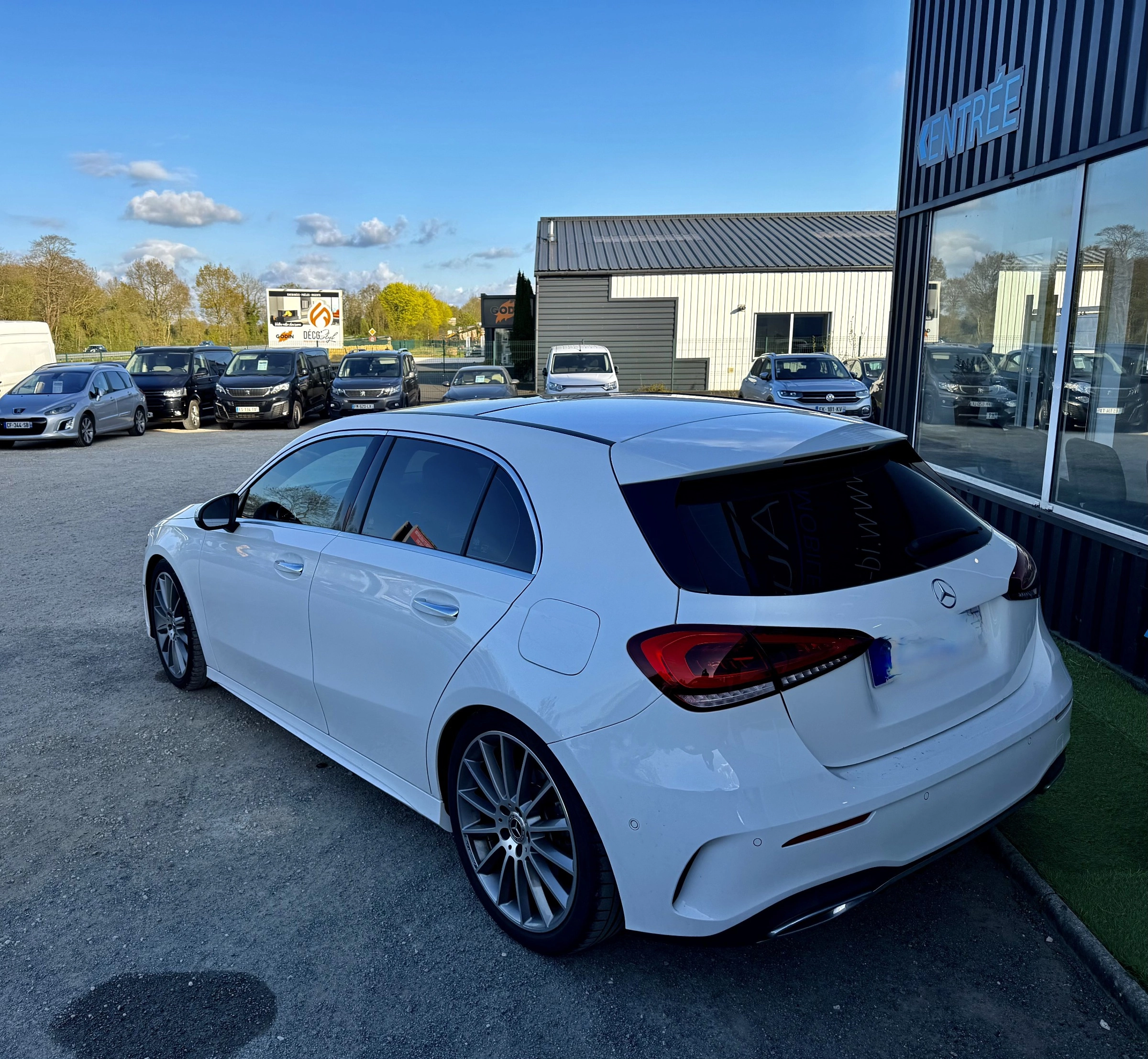 Mercedes Classe A 1.3 200 165 AMG LINE 7G-DCT Garantie 12 Mois 1.3 200 165 AMG LINE EDITION-1 7G-DCT BVA — photo 3