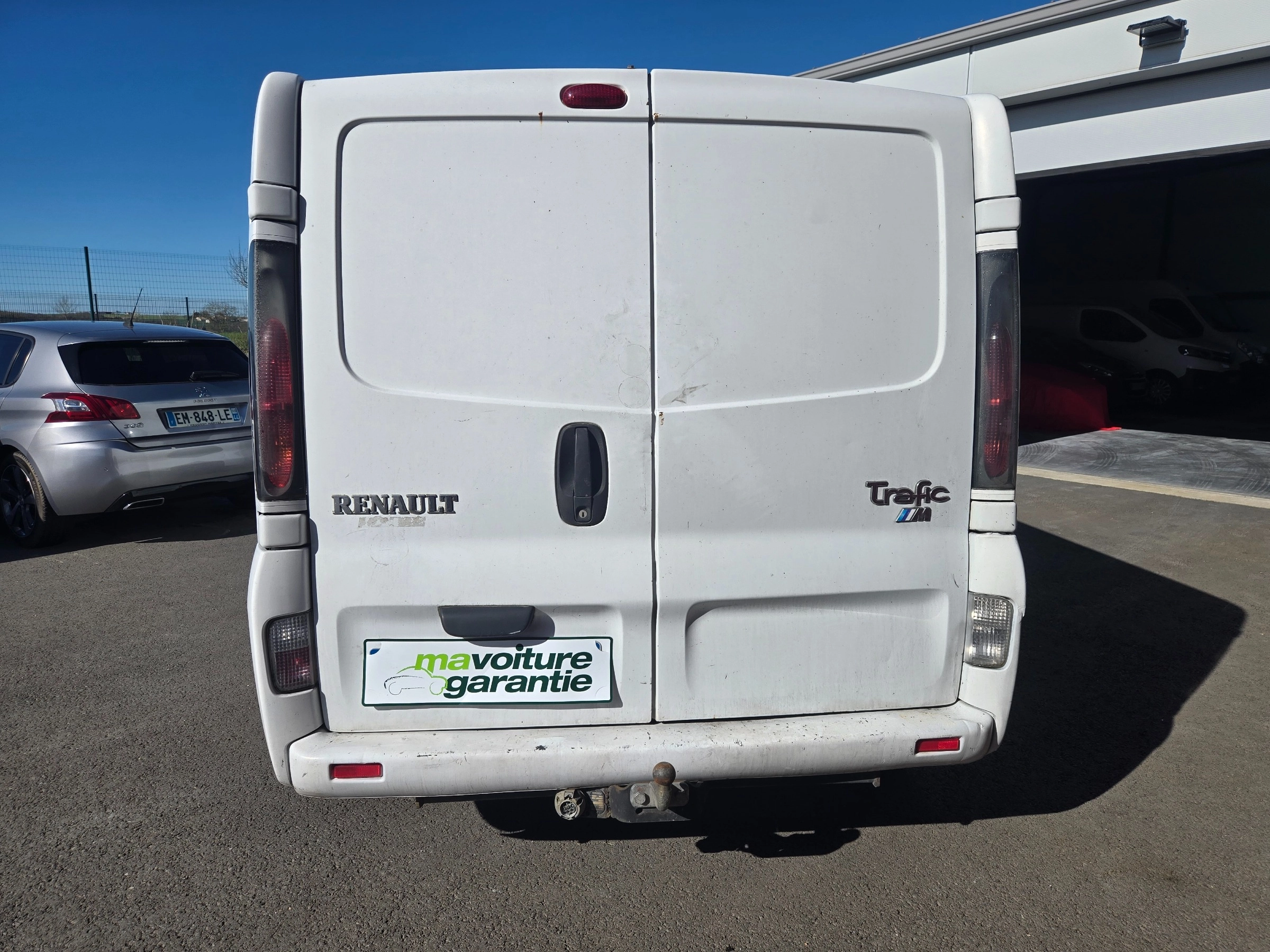 Renault Trafic Vu FOURGON 1.9 DCI 100 L1H1 Garantie 1 an — photo 4