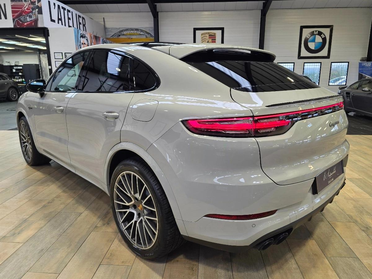 PORSCHE CAYENNE 3.0 V6 462 PLATINIUM EDITION