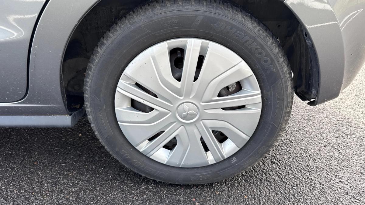 Mitsubishi SPACESTAR