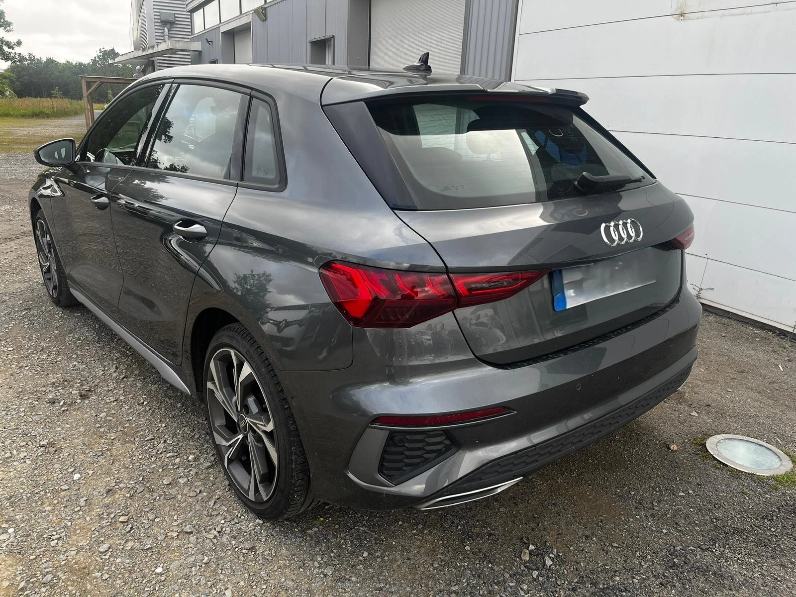 Audi A3 SPORTBACK 1.5 35 TFSI COD 150 S-LINE GARANTIE 12 MOIS TVA RECUPERABLE — photo 3