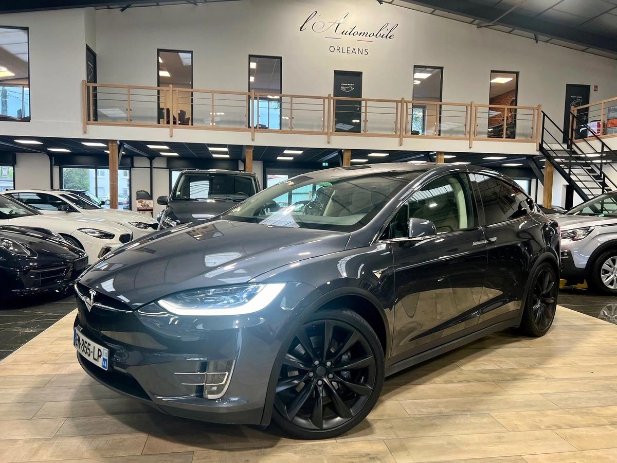 Tesla Model-x 