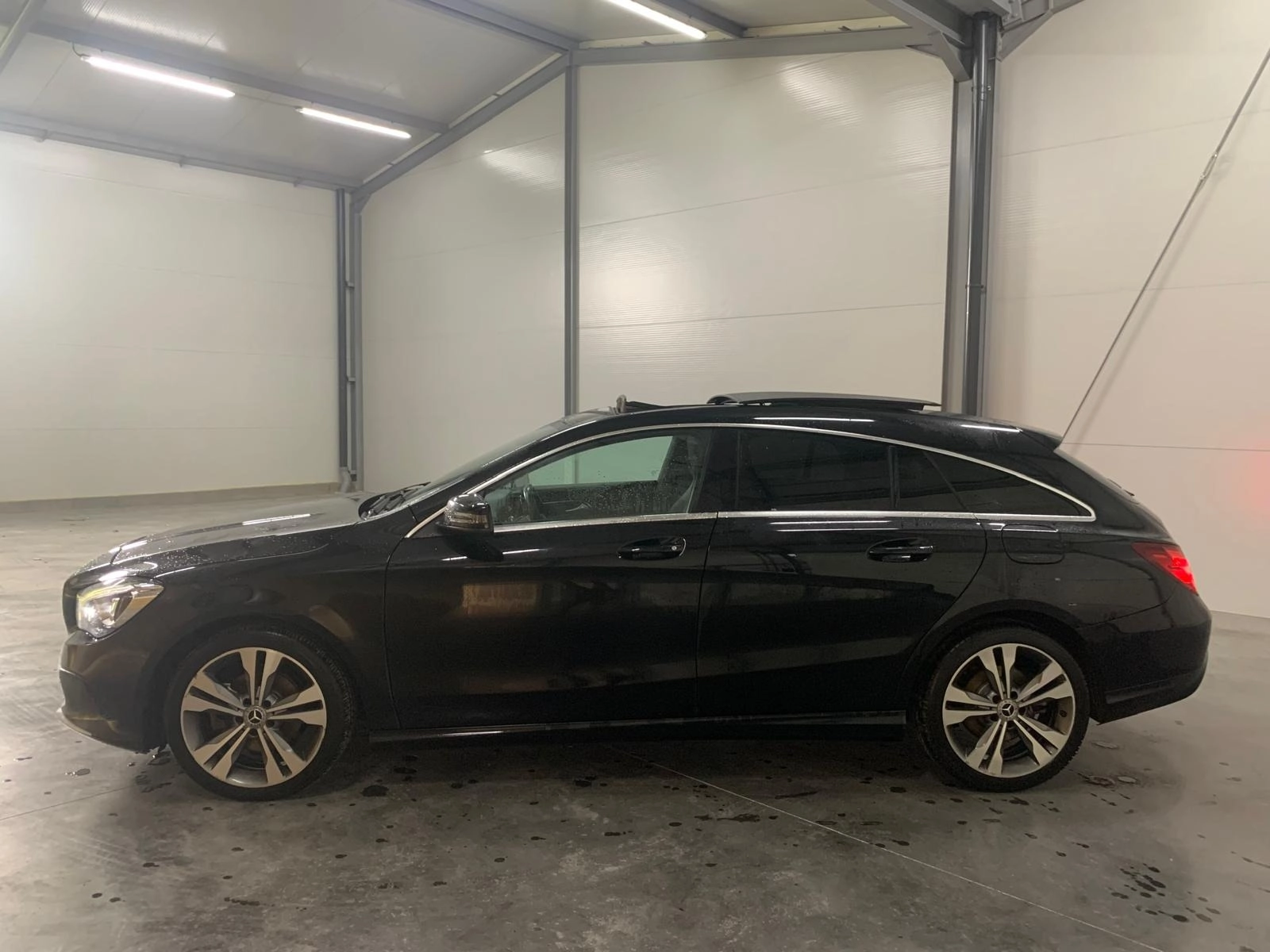 Mercedes Classe Cla SHOOTING BRAKE 2.2 200 CDI 135 SENSATION 7G-DCT BVA - Garantie 12 mois — photo 2