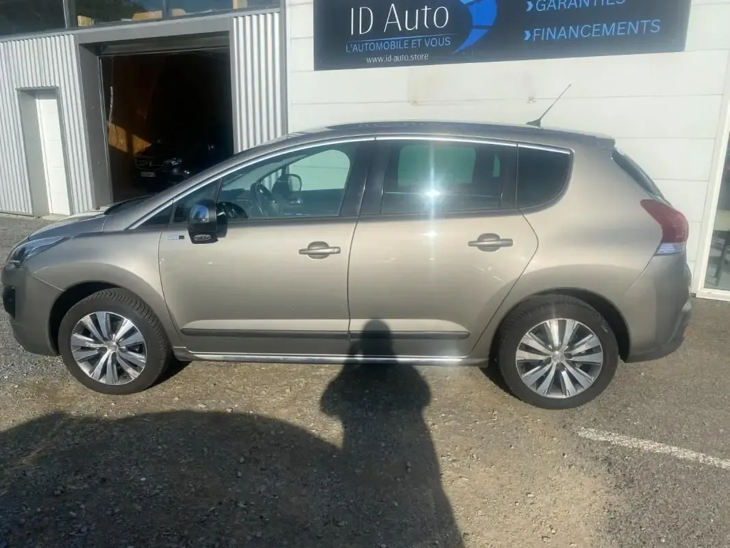 Peugeot 3008 1.2 130 ALLURE GARANTIE 12 MOIS GENERATION-II 1.2 PURETECH 130 ALLURE START-STOP — photo 2