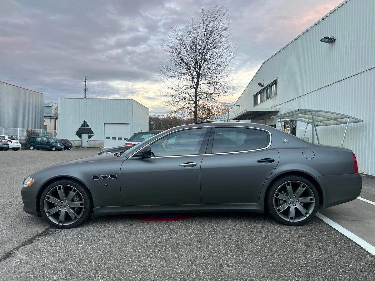 Maserati Quattroporte 