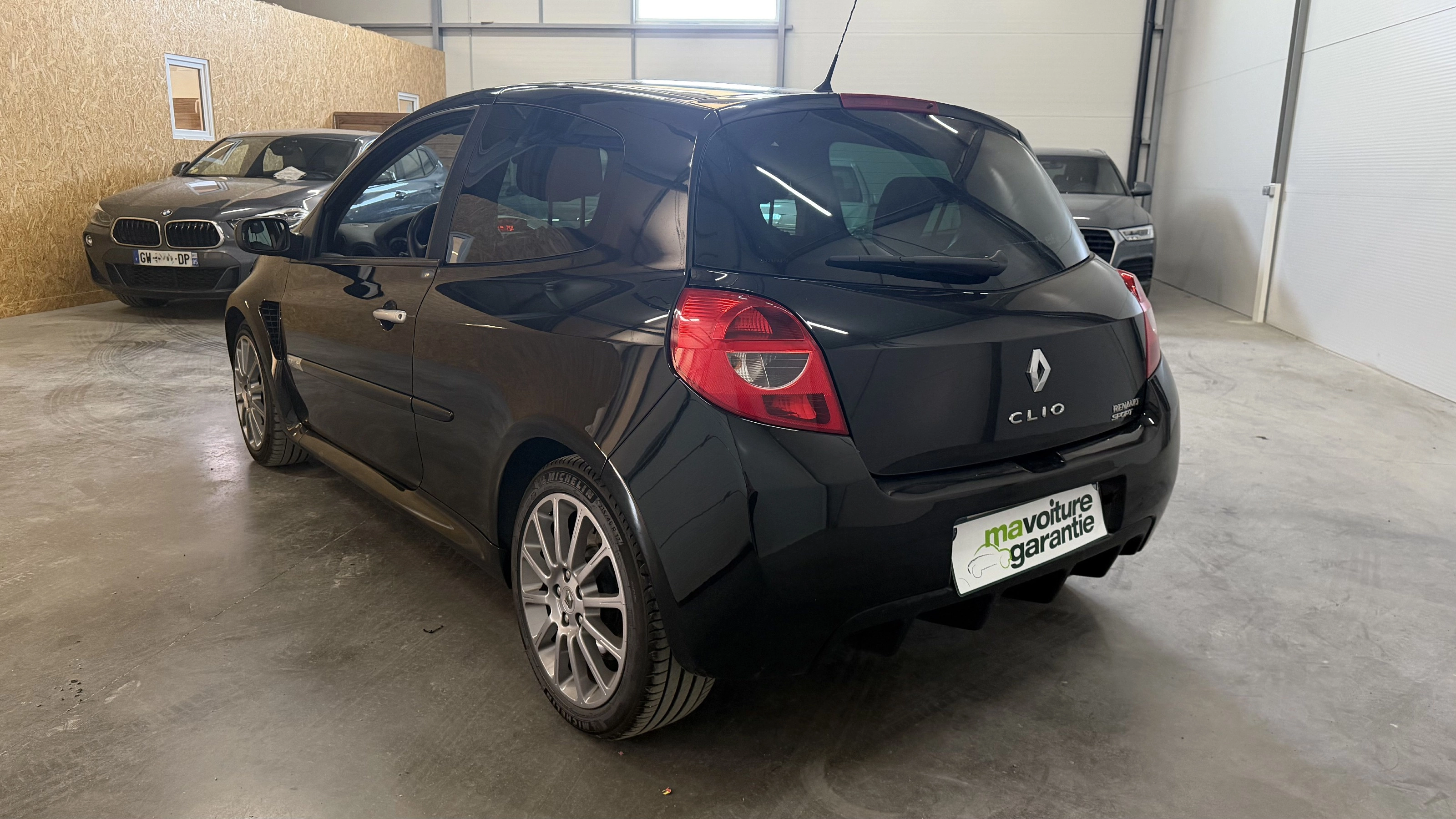 Renault Clio 2.0 200 RS / Garantie 12 mois — photo 3