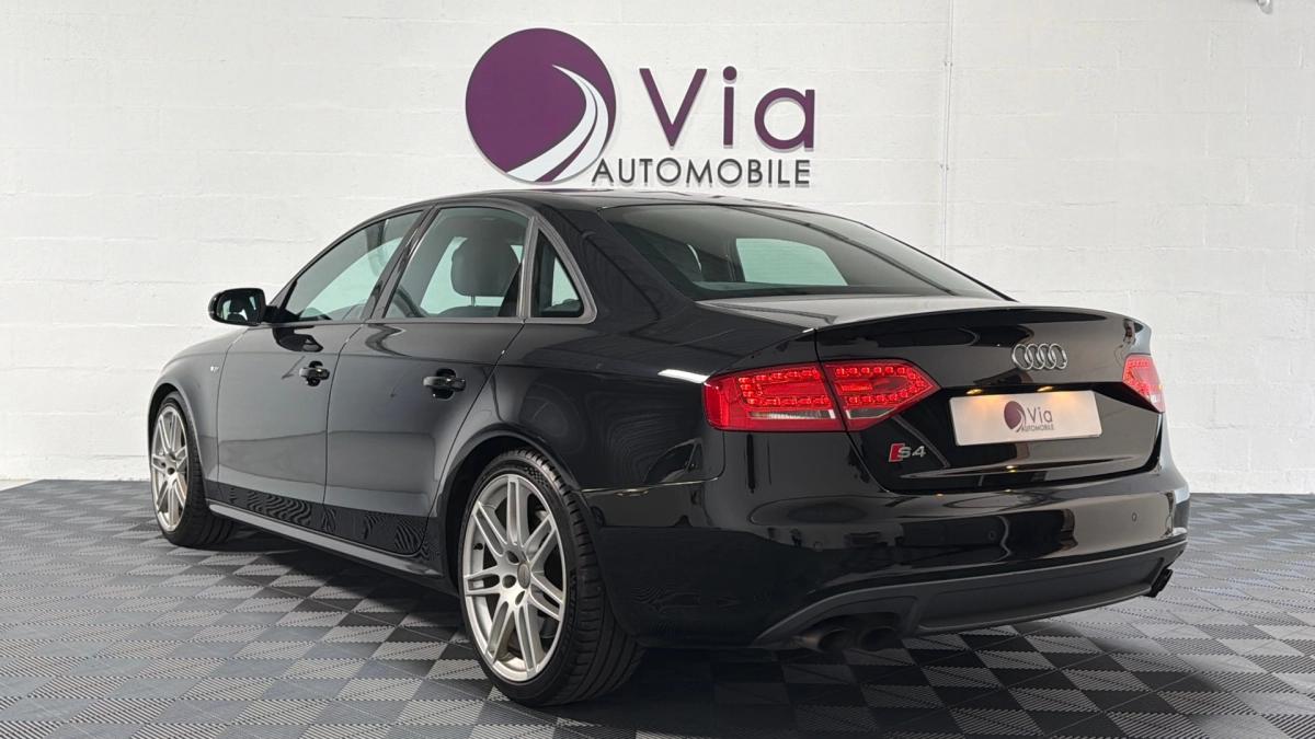 Audi S4