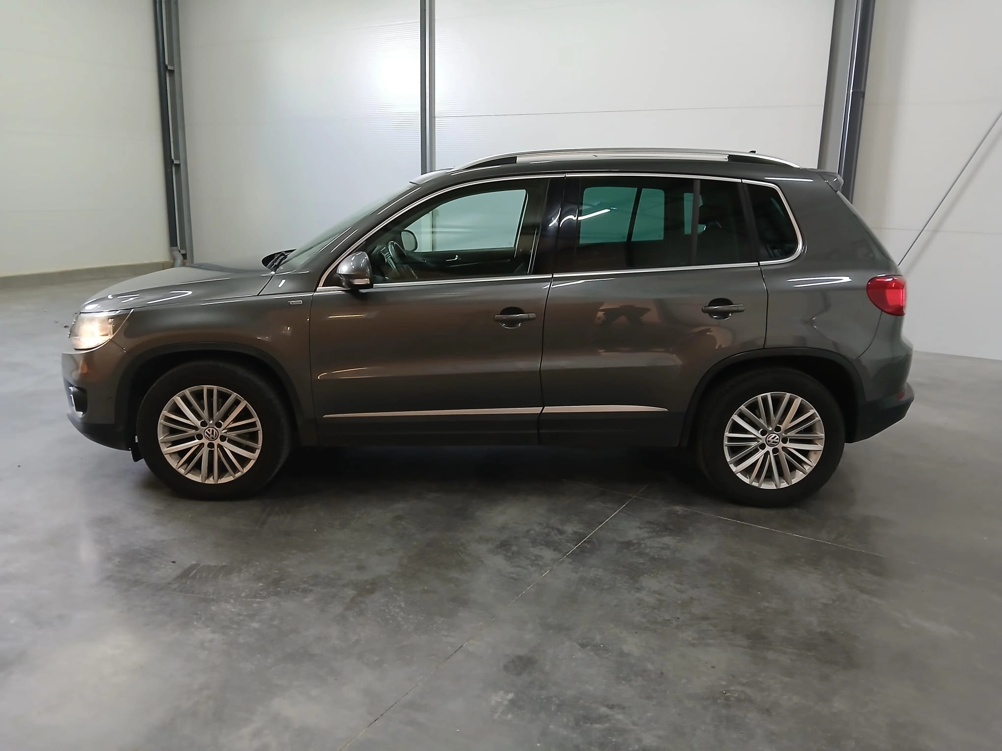 Volkswagen Tiguan 2.0 TDI 140 BlueMotion Technology FAP Cup - Garantie 12 mois 2.0 TDI 140 BLUEMOTION CUP — photo 2