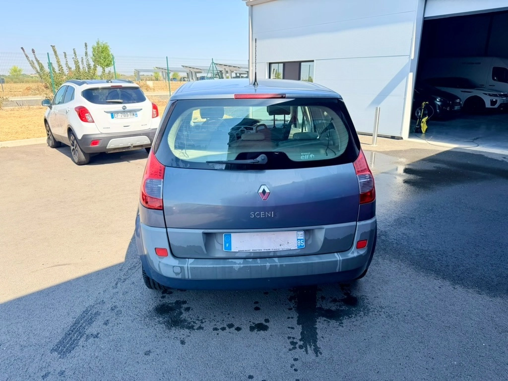 Renault Scenic 1.5 DCI 85 AUTHENTIQUE Garantie 12 mois — photo 4