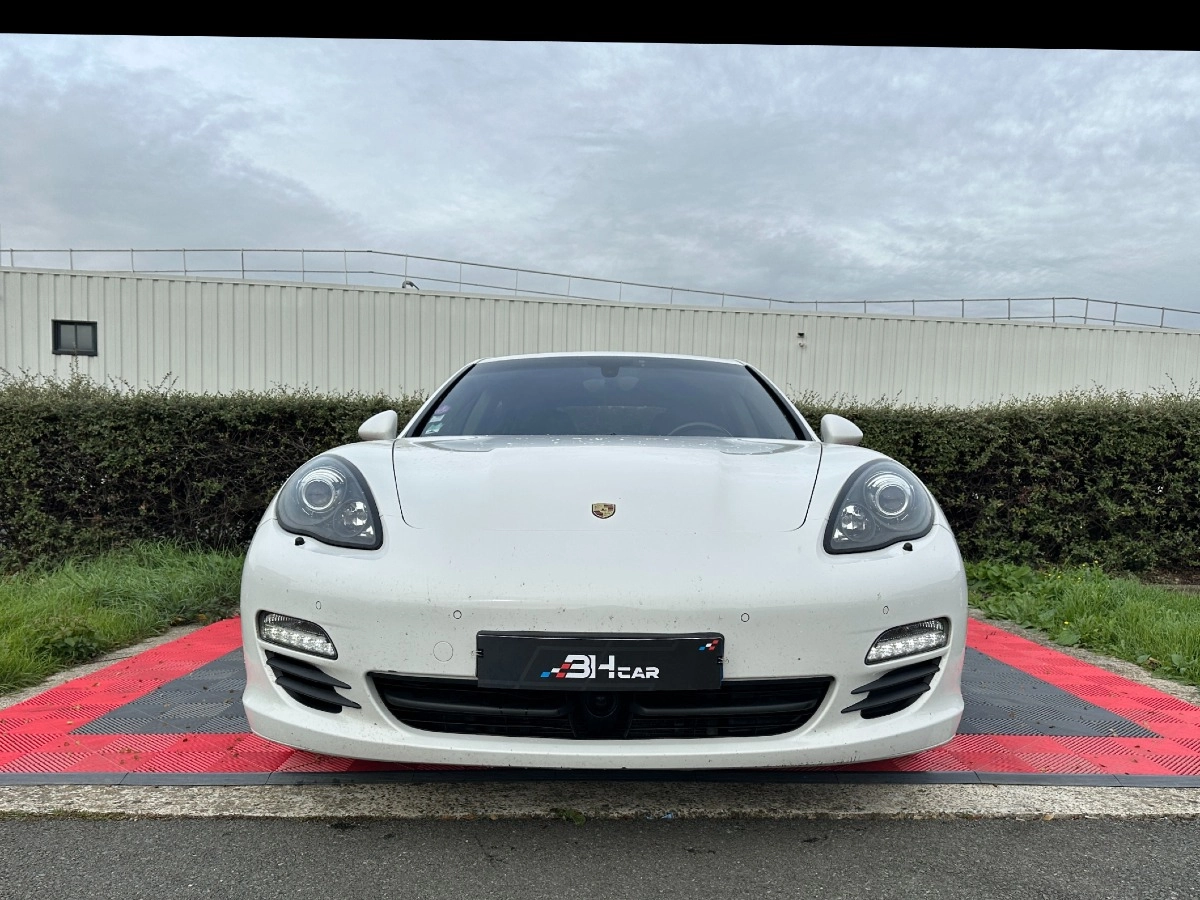 Porsche Panamera - photo 2