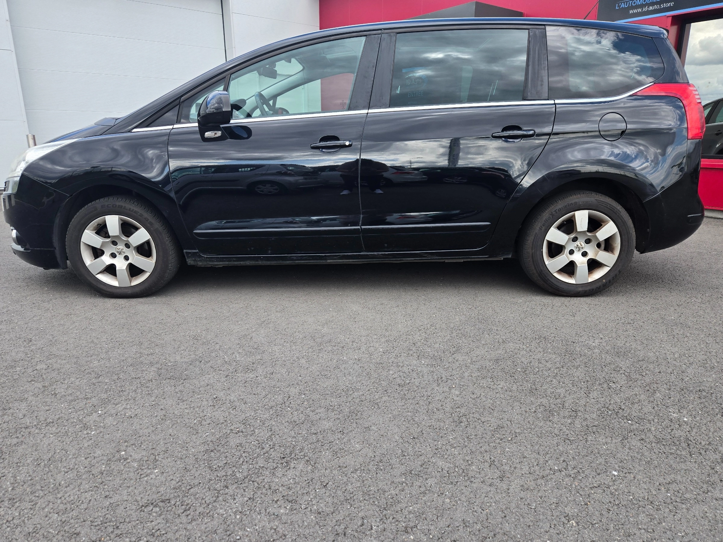 Peugeot 5008 GENERATION-I 1.6 HDI 115 ACTIVE Garantie 1 an — photo 2