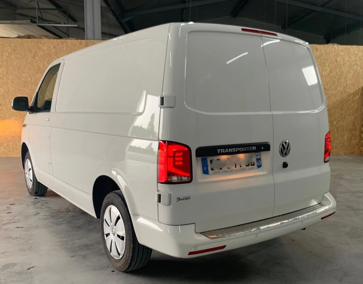 Volkswagen Transporter Vu FOURGON T6 2.0 TDI 150 2T8 L1H1 BUSINESS LINE PLUS DSG BVA - Garantie 1an — photo 3