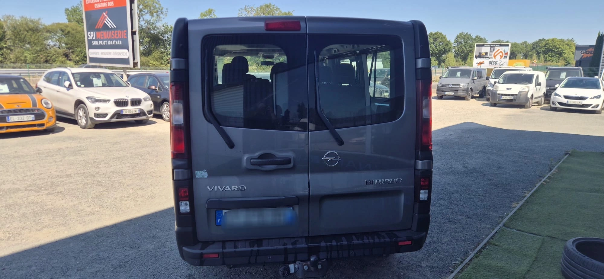 Opel Vivaro COMBI 1.6 CDTI  125 L2H1 GRANTIE 12 MOIS 20000€ H.T. COMBI 1.6 CDTI BI-TURBO 125 L2H1 PL-TN LONG K2900 ECOFLEX DESIGN EDITION START-STOP — photo 4