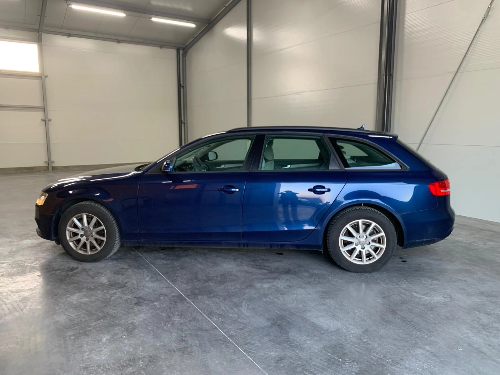 Audi A4 AVANT 2.0 TDI 120 ATTRACTION - Garantie 12 mois — photo 2