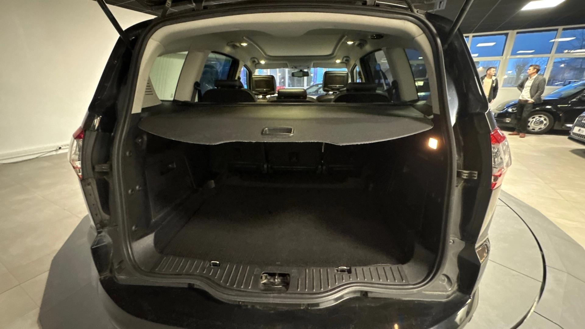 Ford S-max