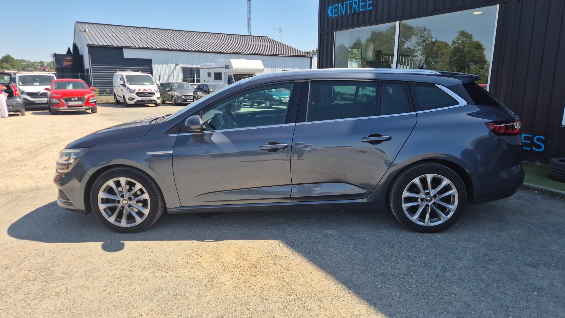 Renault Megane MEGANE IV ESTATE  1.2 TCE 130CH — photo 3