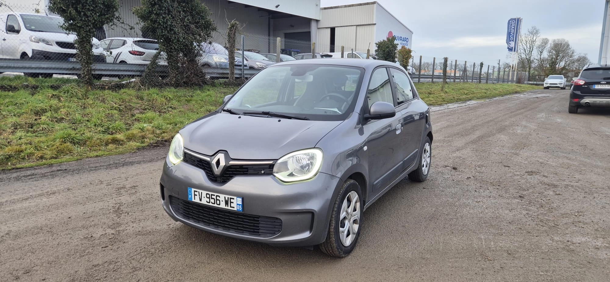 Voiture d'occasion Renault Twingo en Vendée chez IDE AUTO
