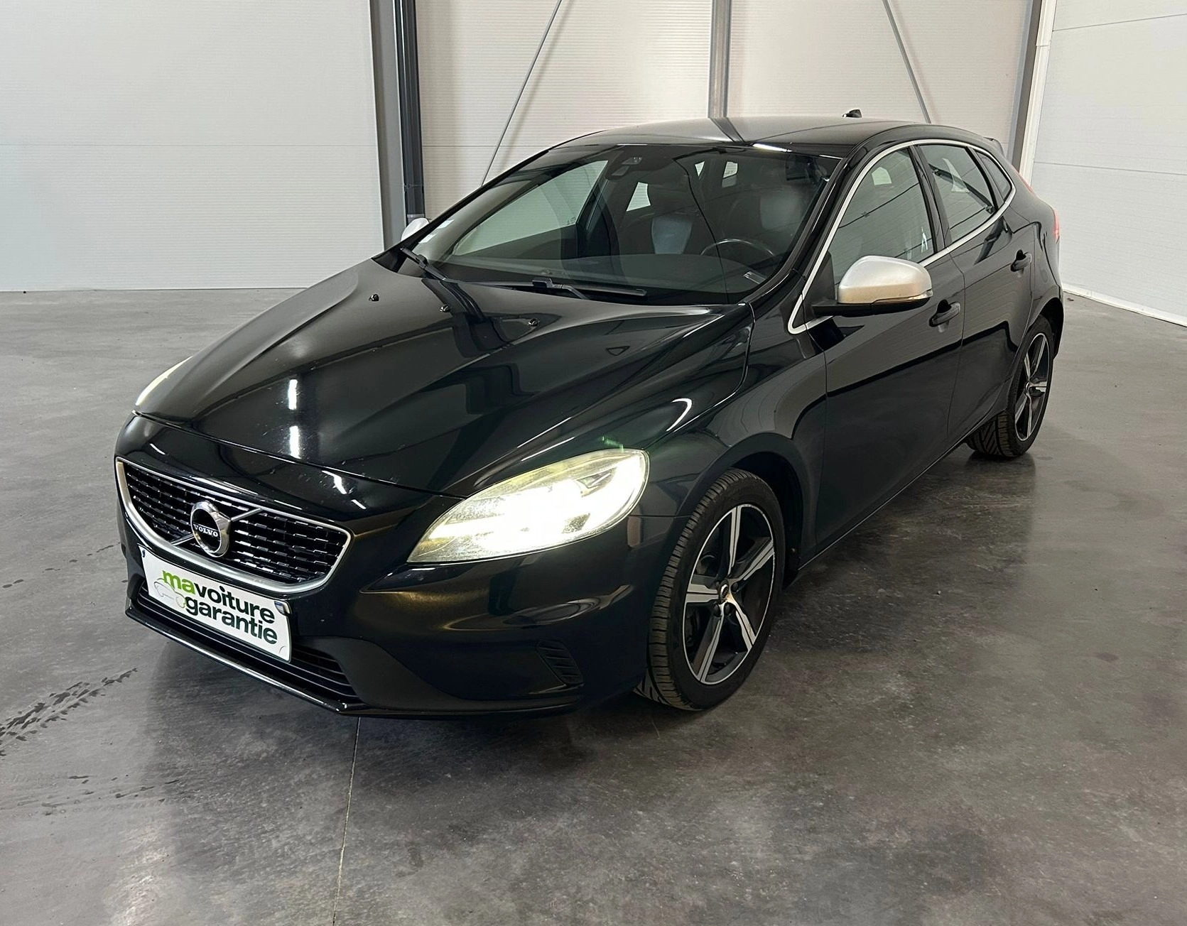 Voiture d'occasion Volvo V40 en Vendée chez IDE AUTO