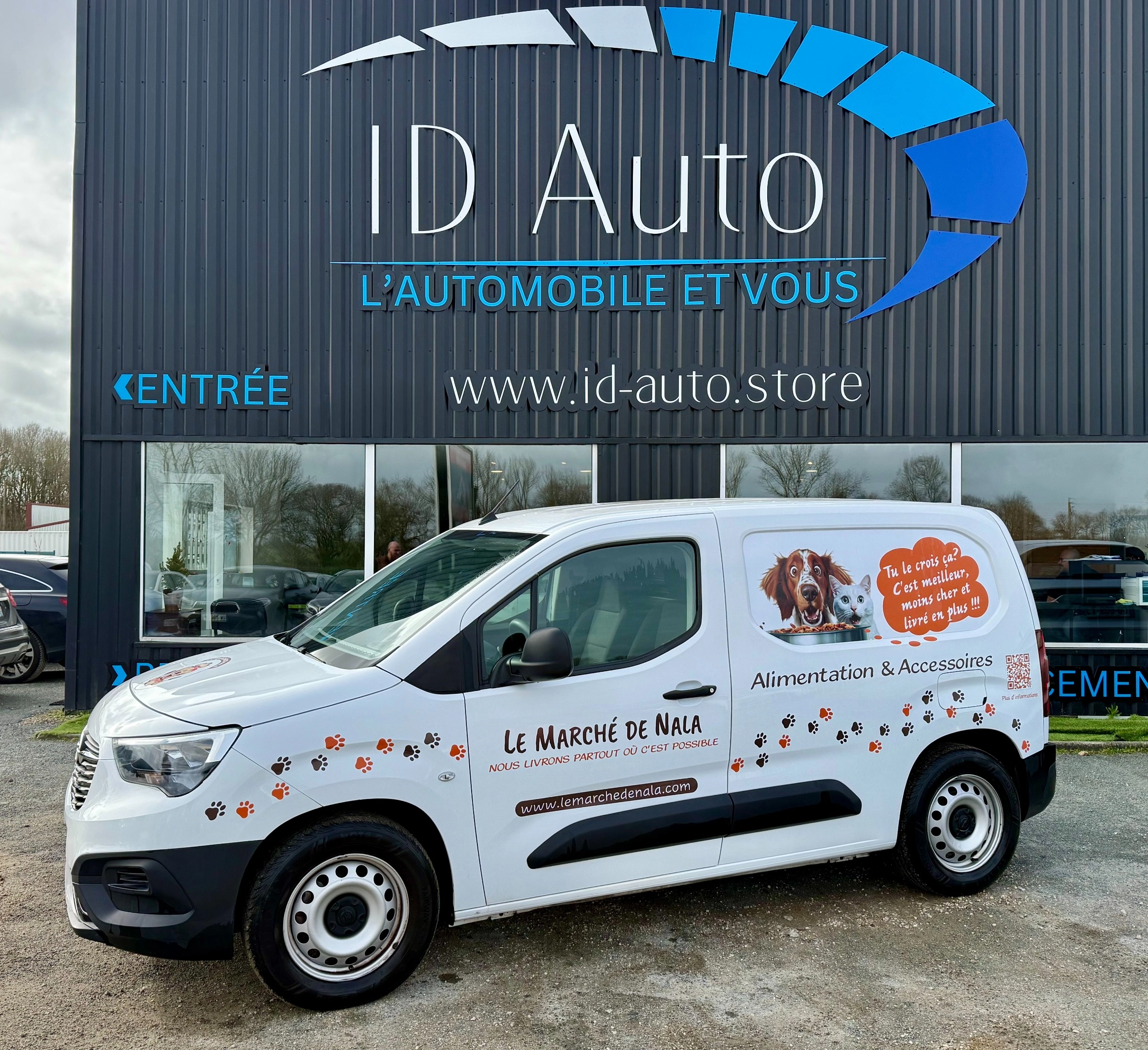 Voiture d'occasion Opel Combo Vu en Vendée chez IDE AUTO