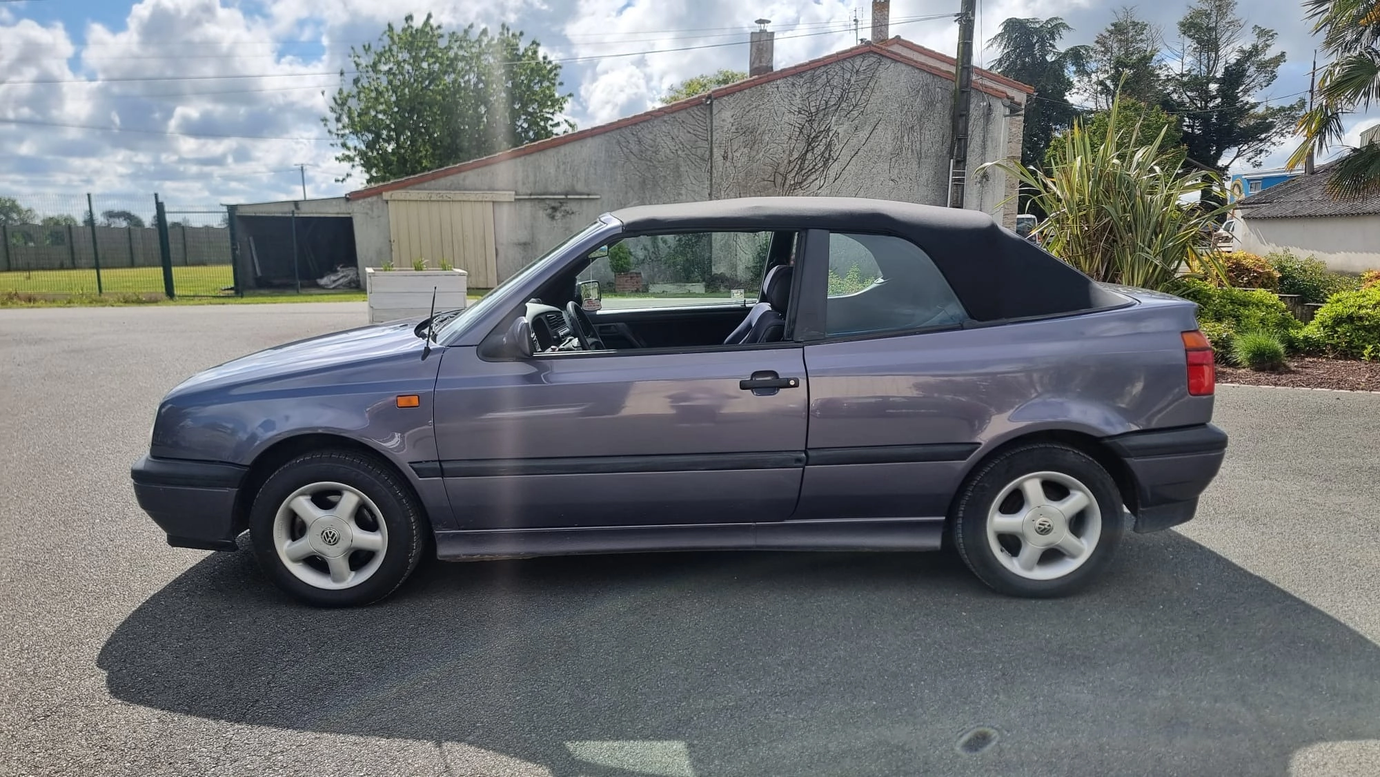 Volkswagen Golf 3 Cabriolet — photo 2