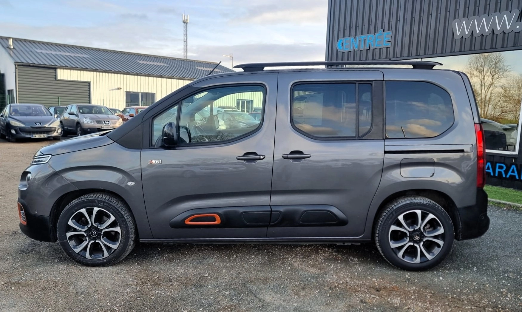 Citroen Berlingo 1.5 BLUEHDI  / Garantie 12 mois GENERATION-III COMBI 1.5 BLUEHDI 130 M L1 FEEL EAT BVA START-STOP — photo 3
