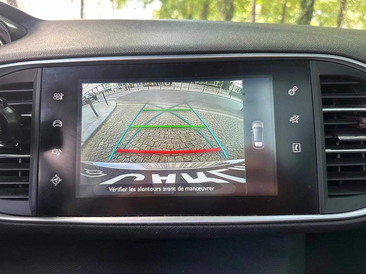 Peugeot 308 GENERATION-II 1.2 PURETECH 110 ALLURE START-STOP