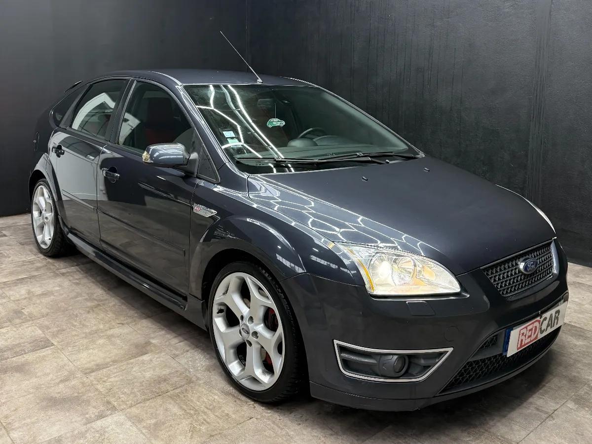 Ford Focus 2.5 T 225 ST