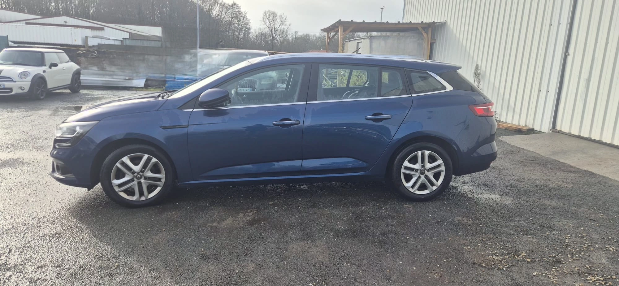 Renault Megane ESTATE 1.5 BLUEDCI 115 BUSINESS INTENS EDC BVA — photo 2