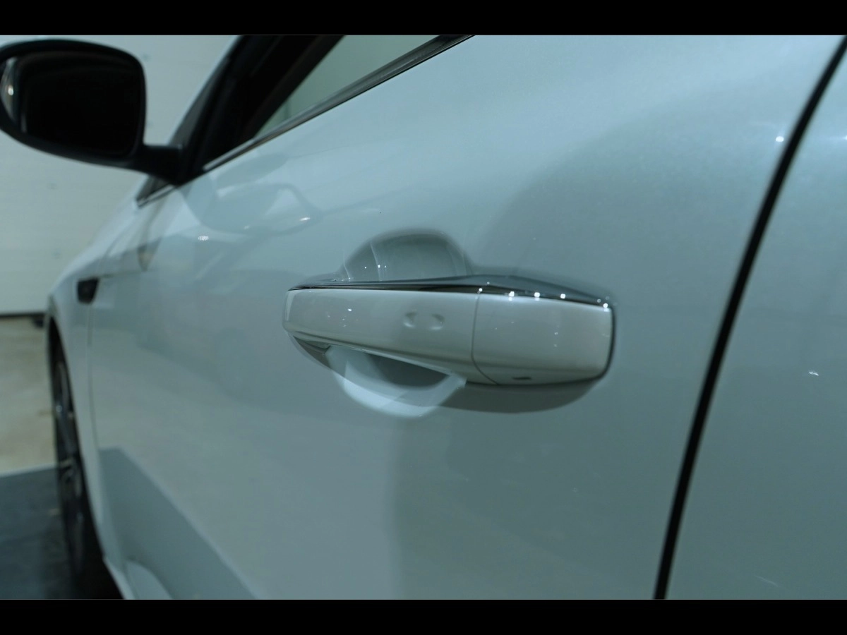Renault Megane - photo 24