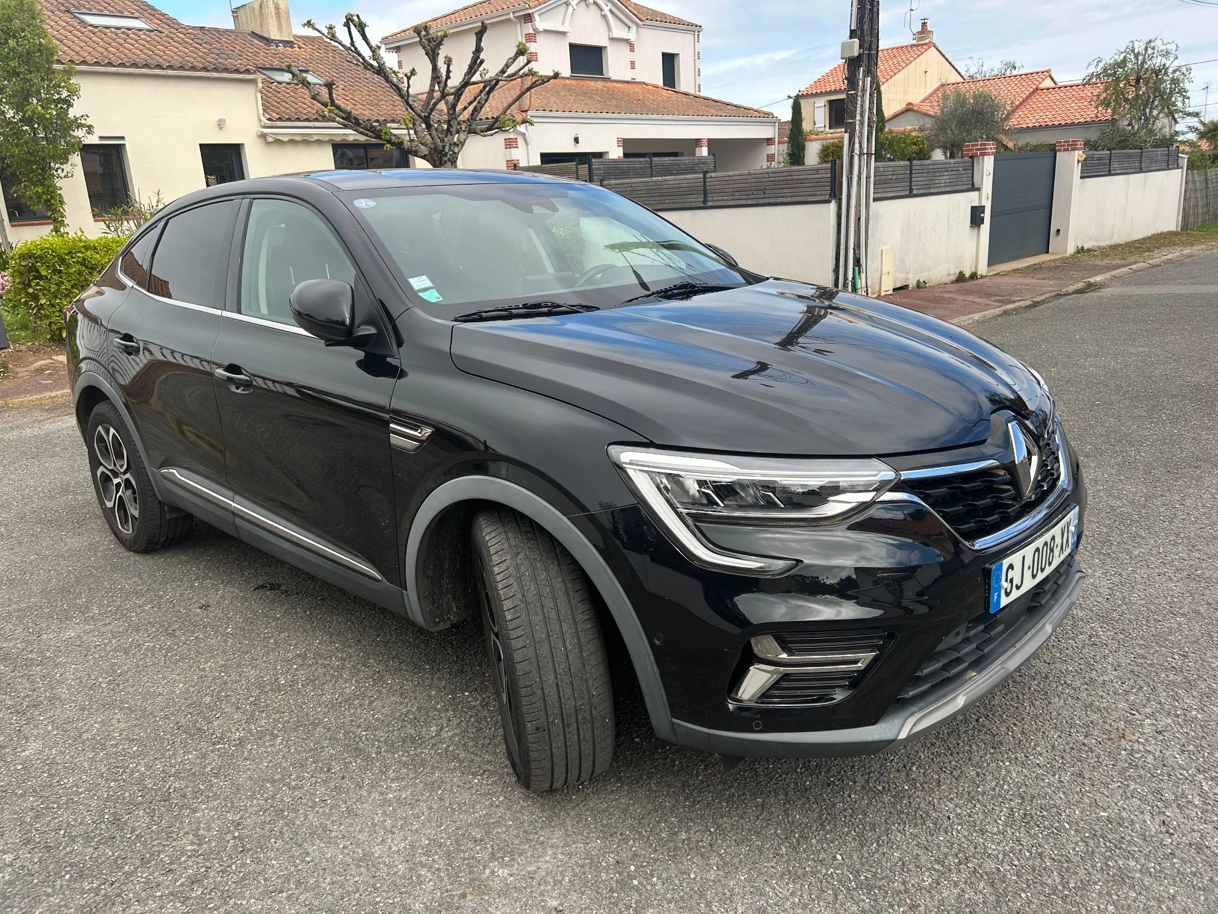Renault Arkana 1.6 E-TECH 145H 95 FULL-HYBRID HYBRID 1.2KWH INTENS BVA — photo 2