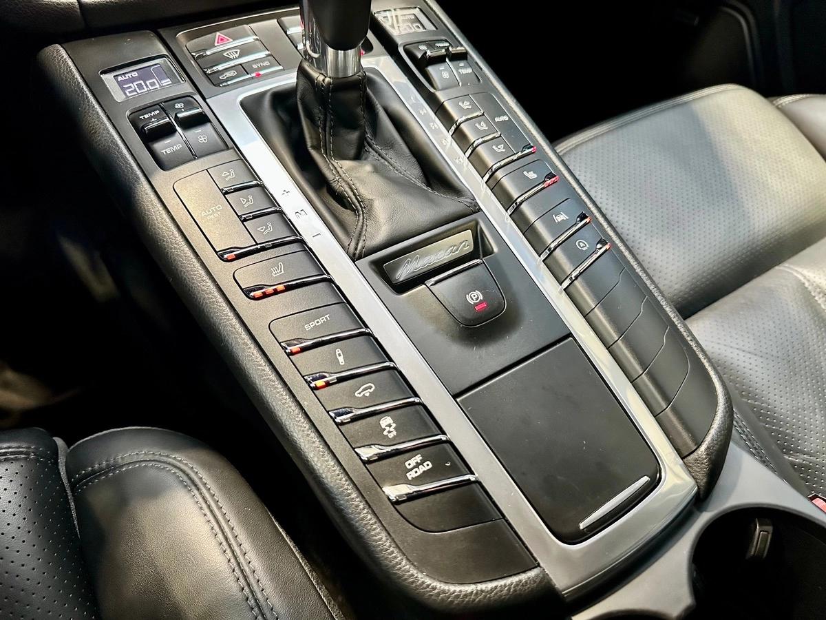 Porsche Macan 