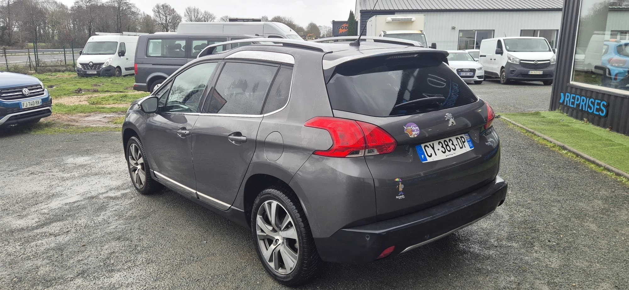 Peugeot 2008 GENERATION-I 1.6 VTI 120 FELINE TITANE — photo 3