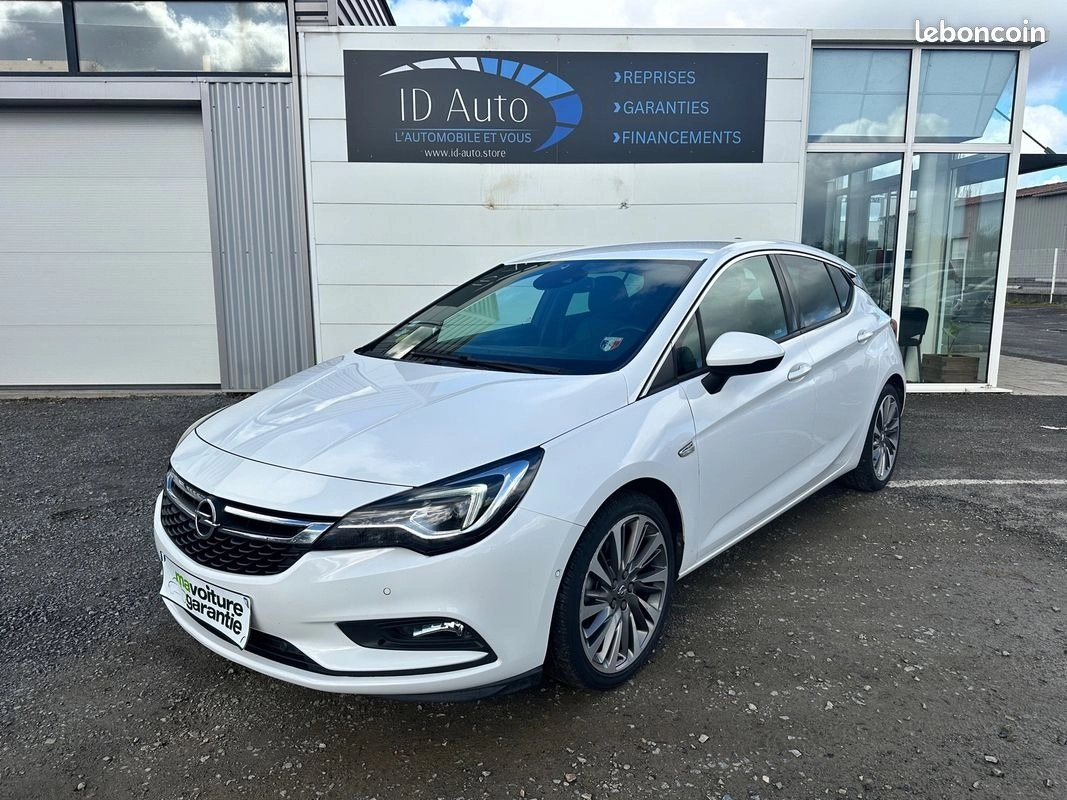 Voiture d'occasion Opel Astra en Vendée chez IDE AUTO