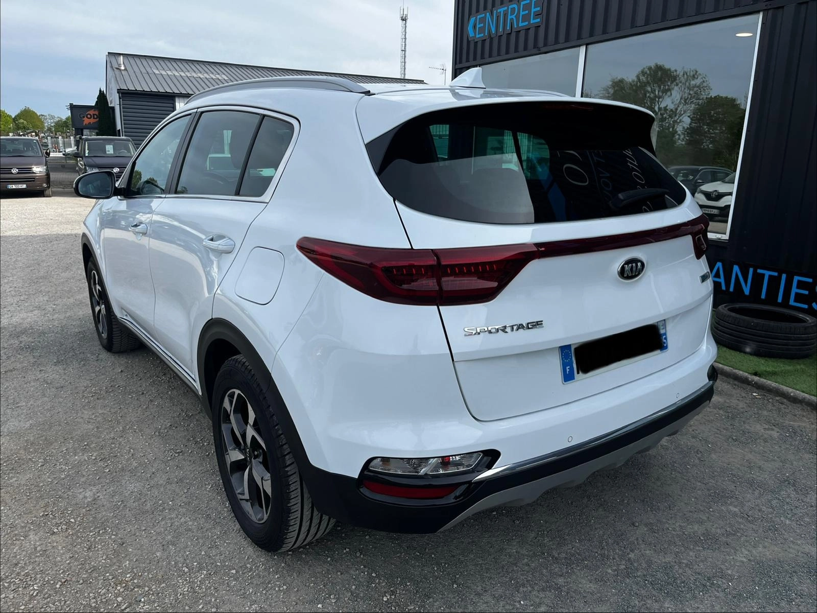 Kia Sportage 1.6 CRDI 115 MHEV HYBRID DESIGN 4X2 GARANTIE 12 MOIS 1.6 CRDI 115 MHEV HYBRID 48VOLT DESIGN 4X2 — photo 3