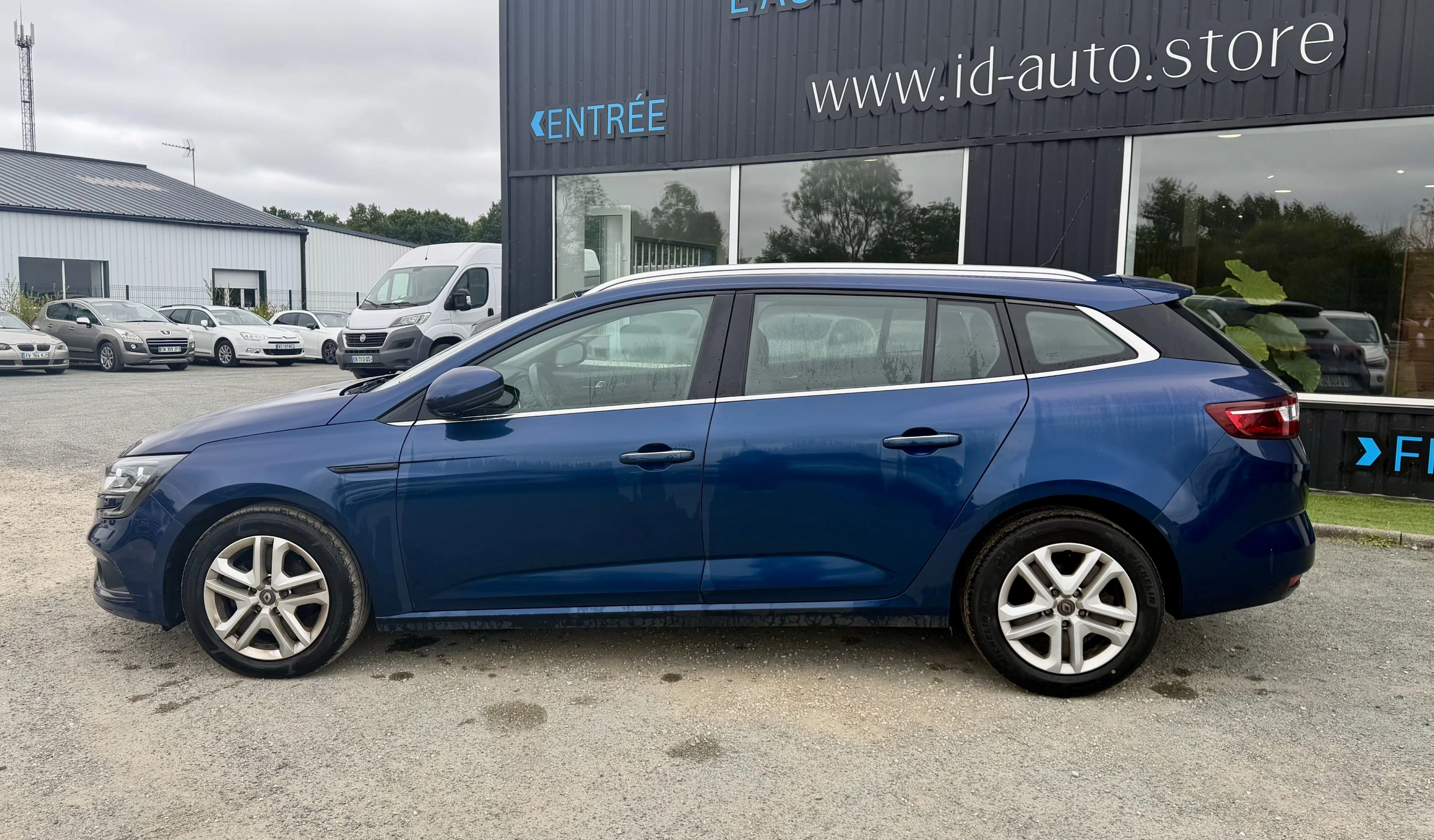 Renault Megane ESTATE 1.5 - Distribution faite / Garantie 12 mois ESTATE 1.5 BLUEDCI 115 BUSINESS EDC BVA — photo 3